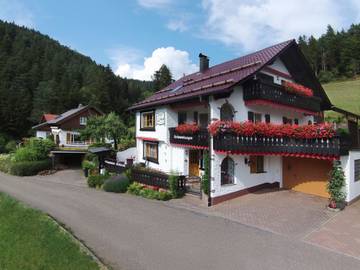 Hütte für 2 Personen, mit Terrasse und Garten, mit Haustier in Baiersbronn