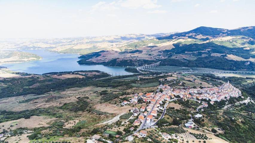 Gîte pour 6 personnes, avec piscine ainsi que vue et terrasse à Guardialfiera - 3