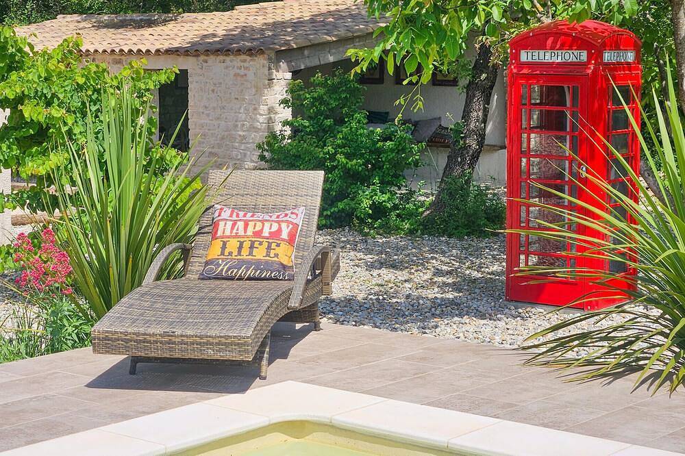 Hermosa casa de 3 dormitorios en Barjac in Barjac, Región de Alès