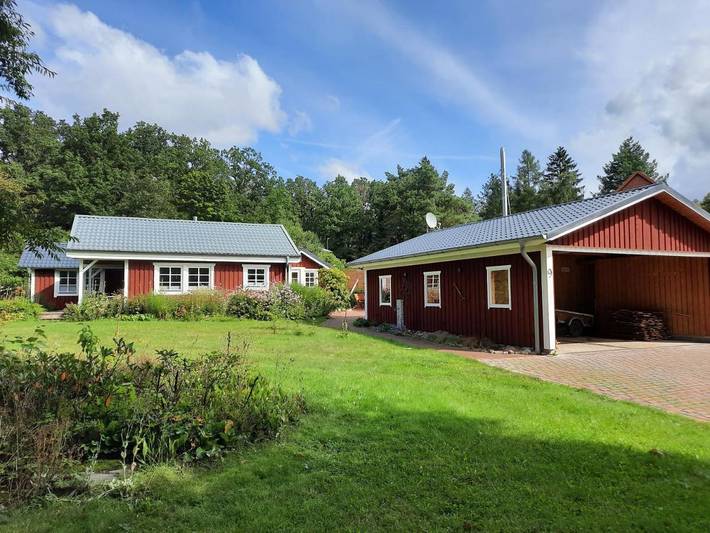 Ferienhaus für 6 Personen, mit Terrasse und Garten sowie Sauna und Ausblick in Oetzen