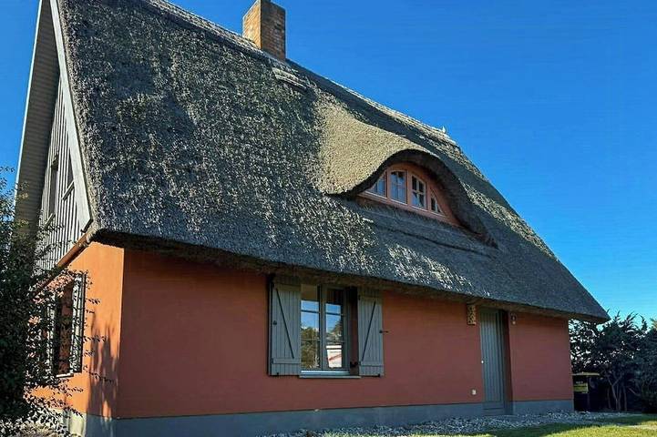 Ferienhaus für 6 Personen, mit Balkon und Garten