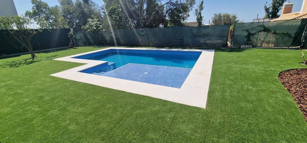 Gîte pour 6 personnes, avec piscine ainsi que jardin et vue dans Almancil - 4