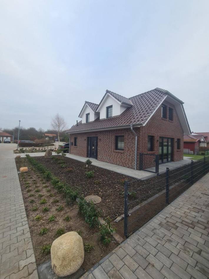 Ferienhaus für 6 Personen, mit Garten und Sauna sowie Seeblick in Geeste