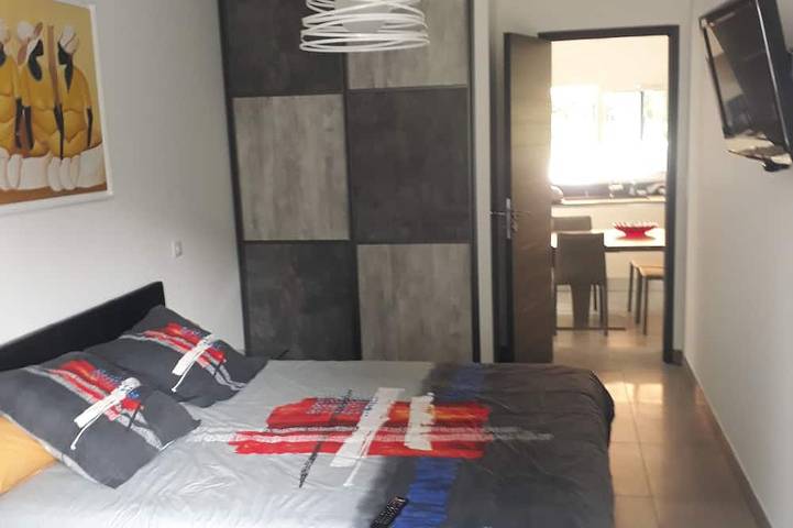 Location de vacances pour 8 personnes, avec terrasse et jardin à Vensac - 2