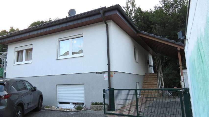 Gîte pour 6 personnes, avec jardin et terrasse, animaux acceptés à Neuhäusel