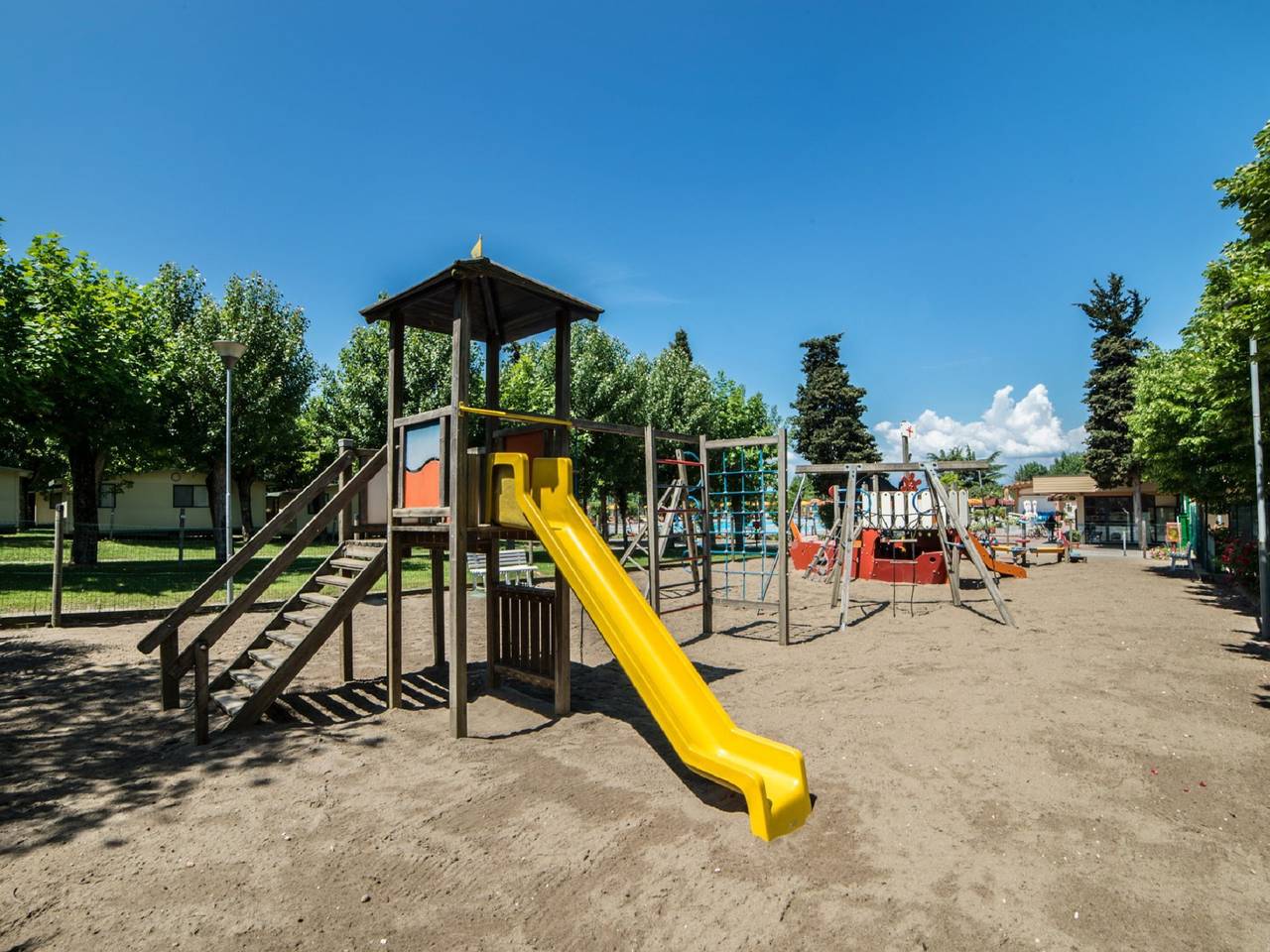Baia Holiday Gasparina in Castelnuovo del Garda, Montañas Garda