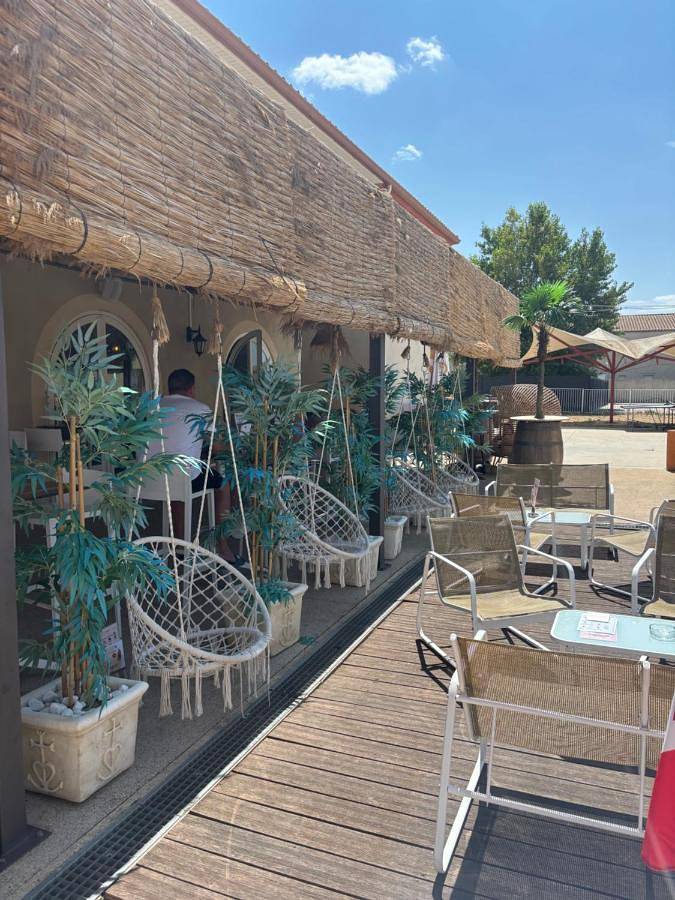 Casa de vacaciones para 5 personas, con sauna y jacuzzi además de jardín y piscina, Se admiten mascotas - 1