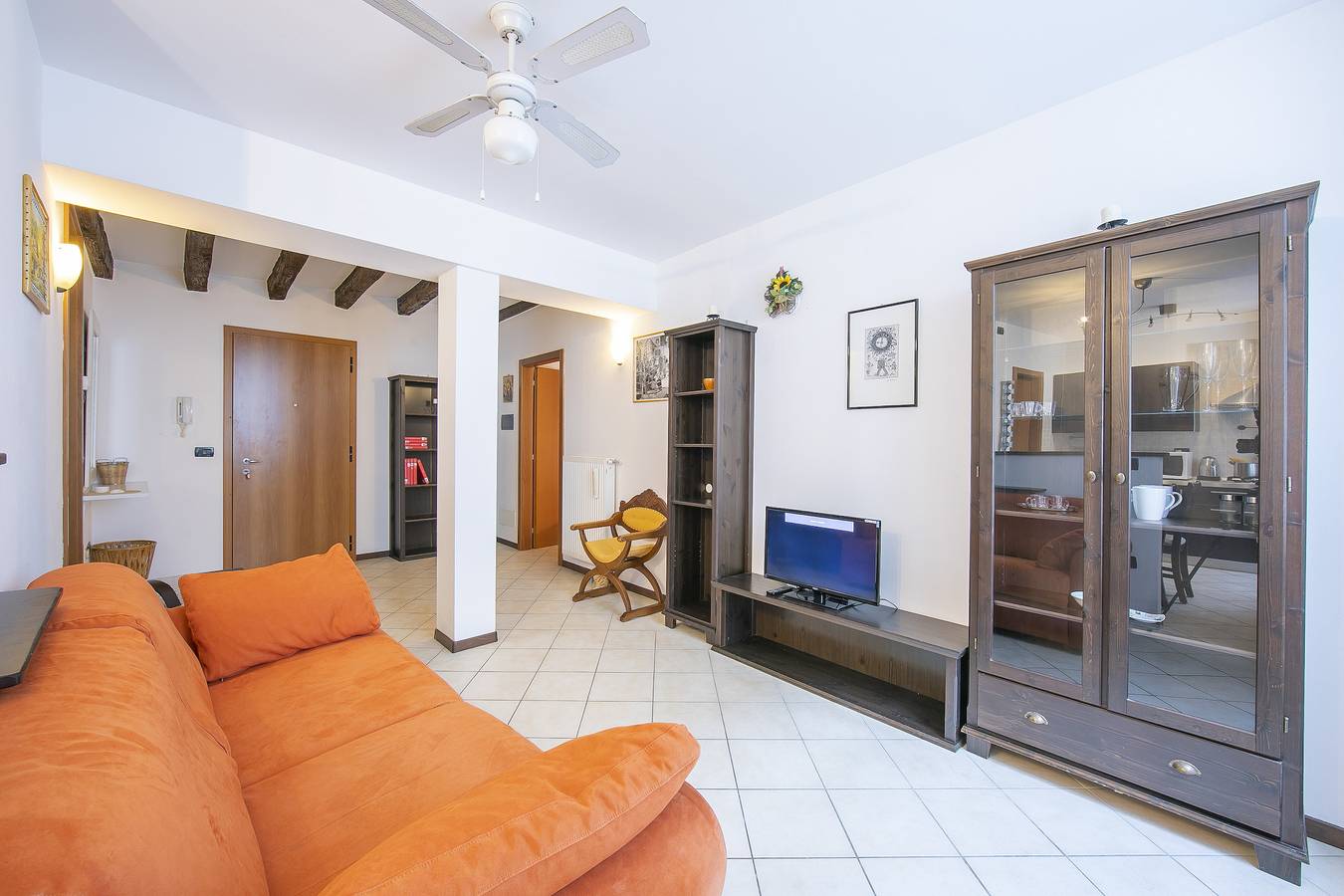 Appartement entier, Casa Azzurra 150m From Lake in Riva del Garda, Montagnes autour du lac de Garde