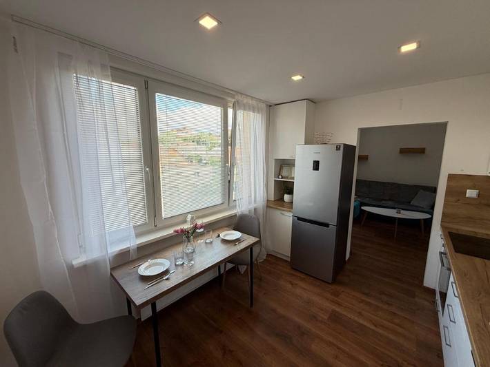 Gîte pour 4 personnes, avec balcon à Prievidza - 4