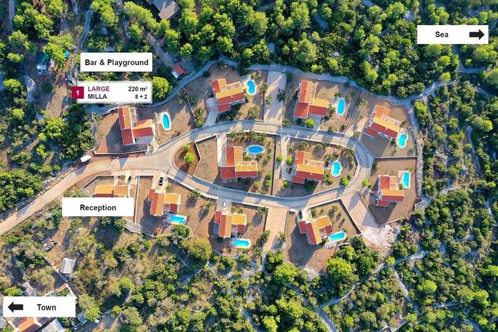 Villa pour 10 personnes, avec jardin et piscine, animaux acceptés à Stari Grad - 4