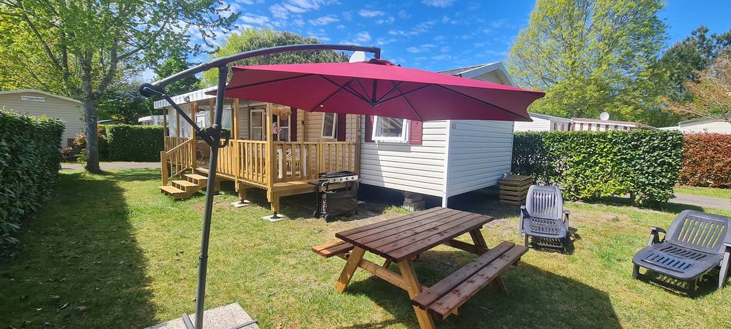 Mobil home pour 8 personnes, avec terrasse ainsi que jardin et piscine à Gastes - 4