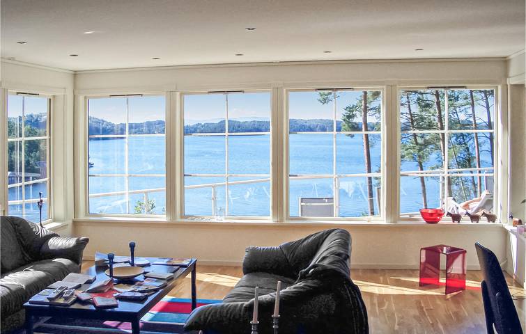 Ferienhaus für 10 Personen, mit Whirlpool und Terrasse - 1