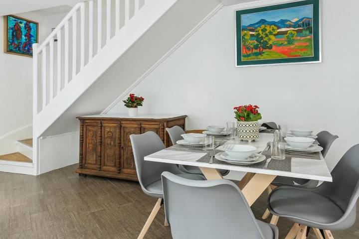 Location de vacances pour 7 personnes, avec jardin et vue, adapté aux familles dans Hippodrome de Longchamp