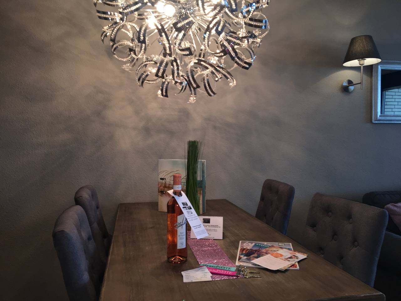 Ganze Ferienwohnung, Strandsuite Scharbeutz direkt an der Seebrücke Meerblick in Scharbeutz, Ostholstein