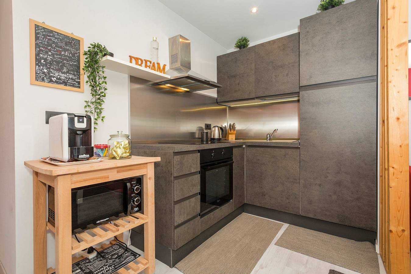Cały apartament, Apartament wakacyjny dla 4 osób in Katania, Prowincja Katania
