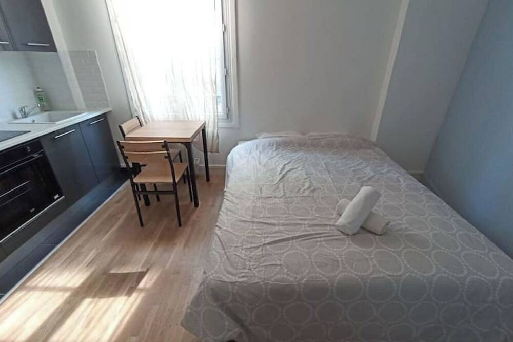 Appartement entier, Studio confortable - Hypercentre - 20 min to Paris in Maisons-Laffitte, Yvelines