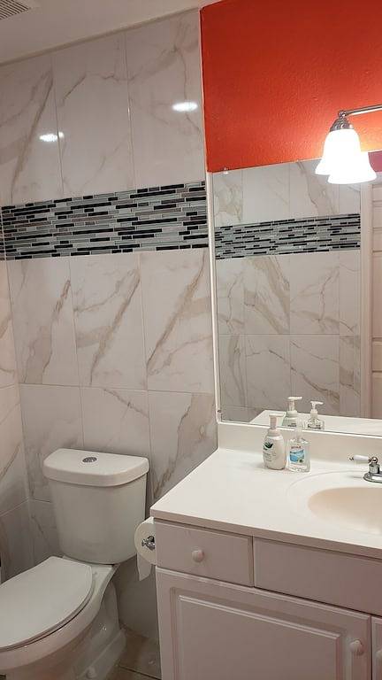 Le chateau; Entire house 3 <br>rooms . 2 bathrooms. in Lehigh Acres, Southwest Florida