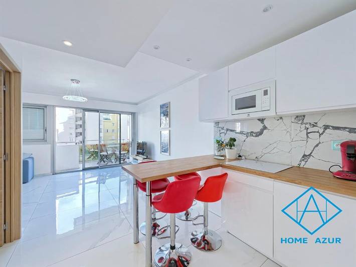 Gîte pour 3 personnes, avec bassin pour enfant et vue ainsi que balcon et piscine dans Office De Tourisme Et Des Congres De Nice - 3