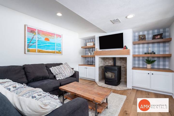 Vacation home for 12 people, with terrace and yard as well as lake view, with pets in Michigan