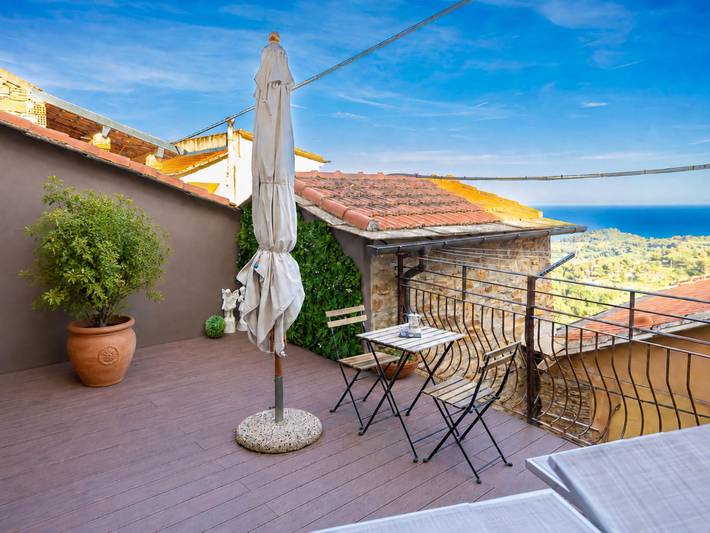 Ferienwohnung für 2 Personen, mit Terrasse in Cipressa
