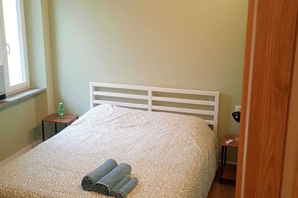 Rooms for 4 people in Rho Centro in Rho, Milan Province