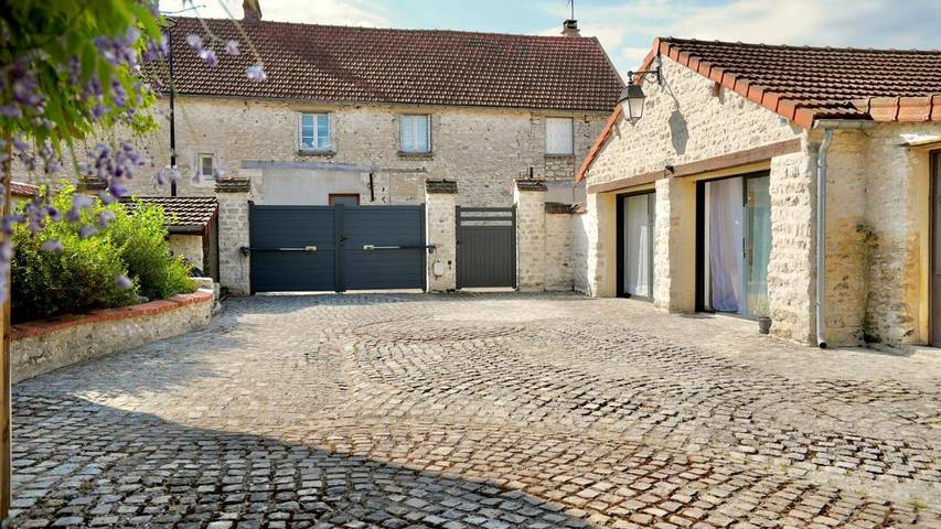 Location de vacances pour 3 personnes, avec jardin et terrasse à Limetz-Villez - 3