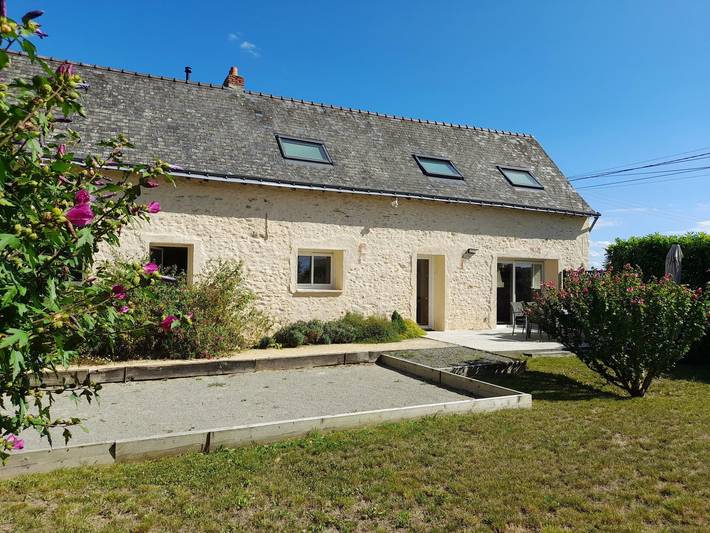 Gîte pour 6 personnes, avec Terrasse et Jardin dans Villevêque