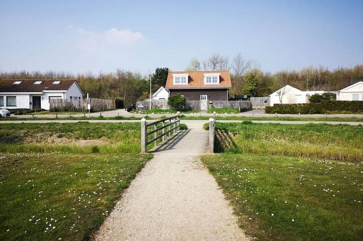 Vakantiehuis voor 6 personen, with tuin and terras as well as zwembad - 1