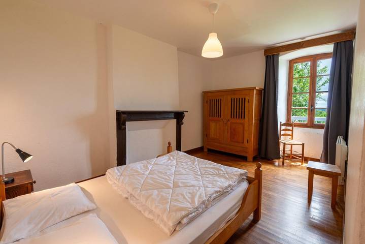 Gîte pour 3 personnes, avec terrasse, animaux acceptés à Saint-Pierre-des-Tripiers - 2