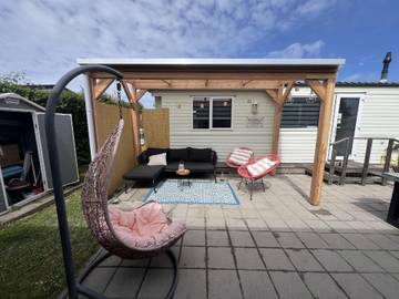 Vacation Rental for 6 Guests in Kamperland, Zeeland Coast, Picture 2