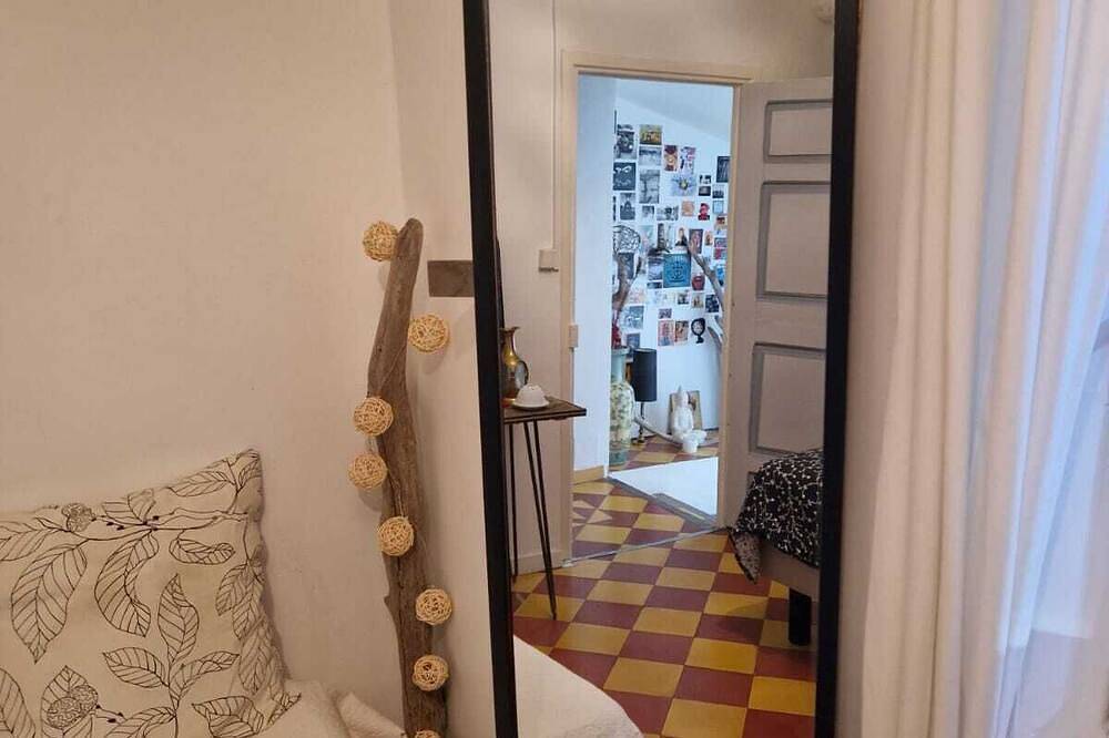 Accommodation in Hameau Provençal near Aix en Pce in Éguilles, Region de Aix-en-Provence