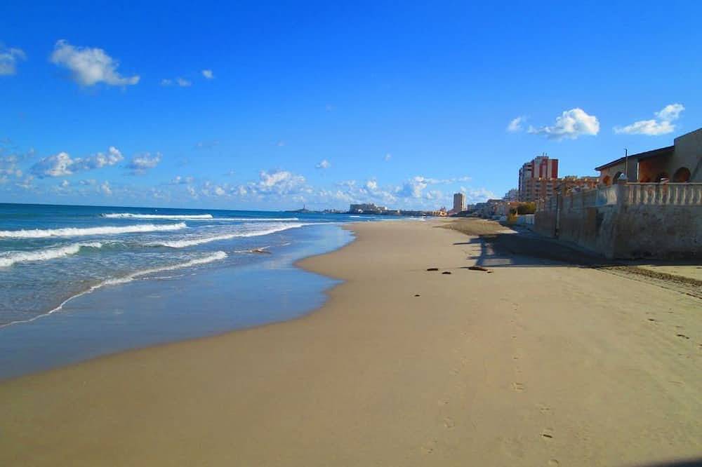 Entire apartment, Apartment with direct access to the beach in San Javier, Costa Cálida