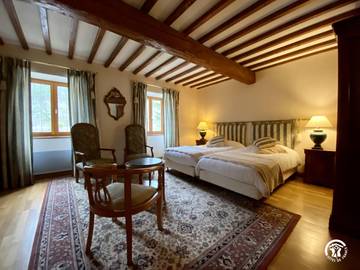 Gîte pour 6 personnes, avec jardin, animaux acceptés à Gincla