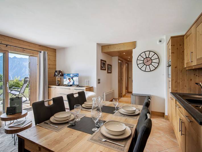 Appartement de vacances pour 6 personnes, avec Balcon ainsi que Terrasse et Piscine