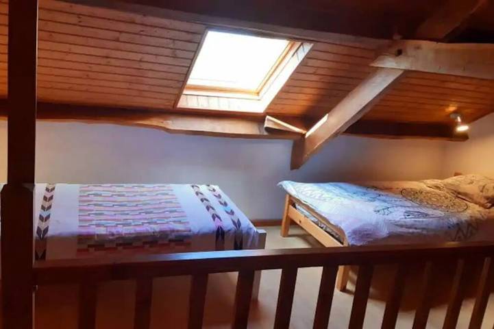 Location de vacances pour 8 personnes, avec jardin et terrasse, animaux acceptés à Fossemagne - 4