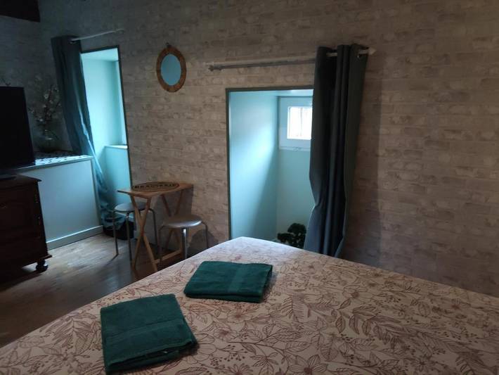 Gîte pour 2 personnes, avec jardin à Saint-Fortunat-sur-Eyrieux - 4