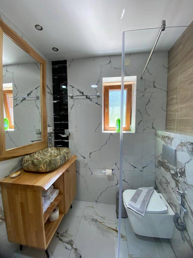 Hôtel pour 3 personnes, avec vue et jardin, adapté aux familles dans Theth - 2