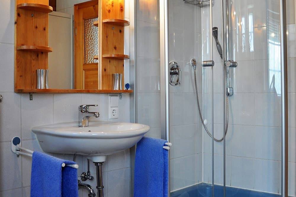 Ganze Wohnung, Ferienwohnung/App. für 2 Gäste mit 40m² in Friedrichshafen in Friedrichshafen, Region Bodensee-Oberschwaben