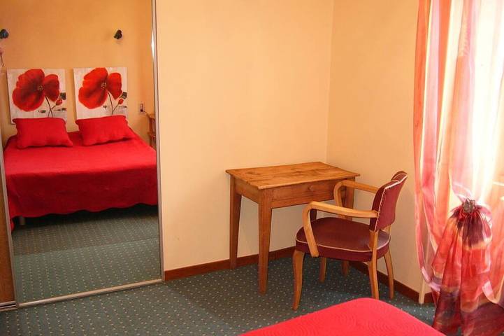 Location de vacances pour 6 personnes, avec jardin et balcon à Espalion - 2