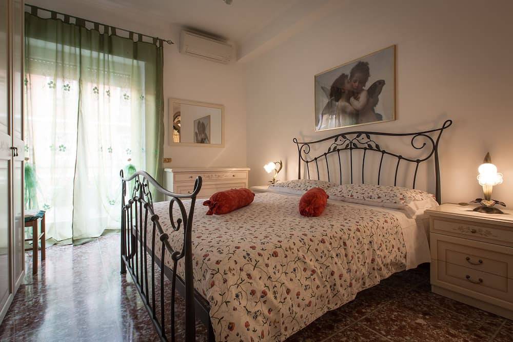 Apartamento entero, Apartamento \"Primavera holidayhouse” centro Roma 100m del Vaticano Free Wifi in El Vaticano, Provincia de Roma