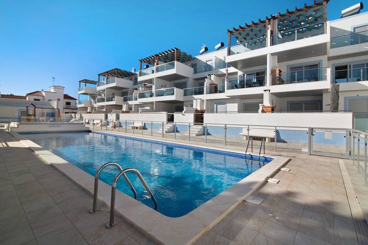 Location de vacances pour 10 personnes, avec bassin pour enfant et balcon à Manta Rota - 3