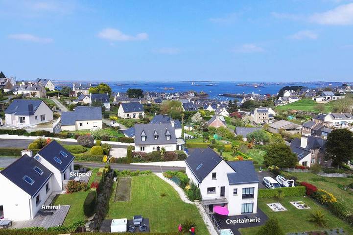 Holiday home for 3 people, with garden and terrace as well as hot tub - 1