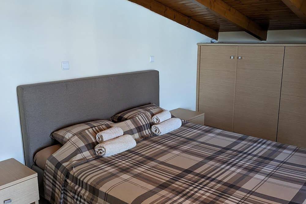Ganze Wohnung, Samaras Apartments - Sea View Attic in Kamena Vourla, Fthiotida