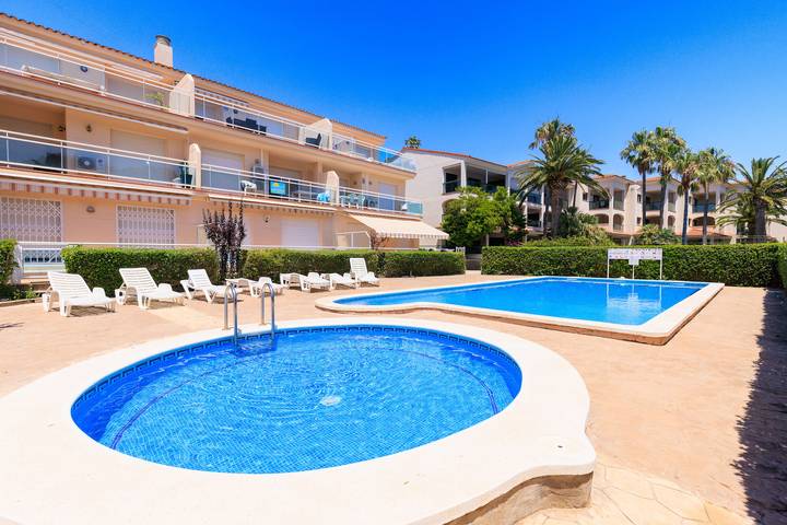 Entire apartment, Uhc Arco Del Sol Family Complex in Platja de l'Arenal (Vandellòs i l'Hospitalet de l'Infant), Vandellòs i l'Hospitalet de l'Infant