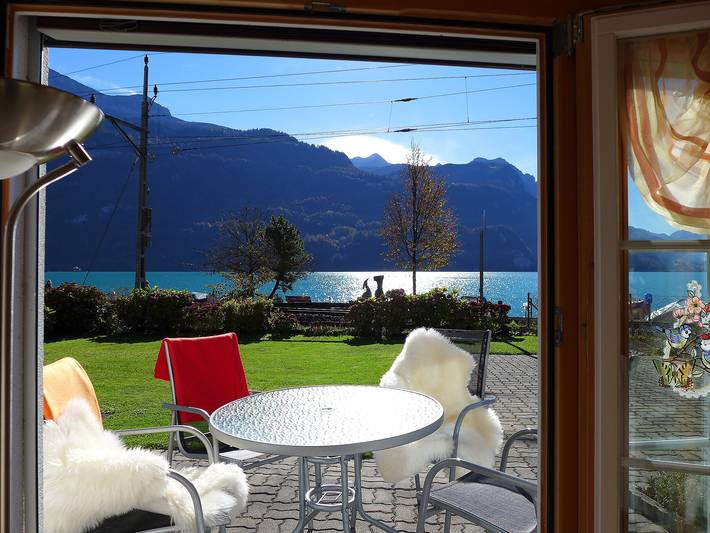 Ferienwohnung für 2 Personen, mit Terrasse und Garten sowie Seeblick im Berner Oberland - 3