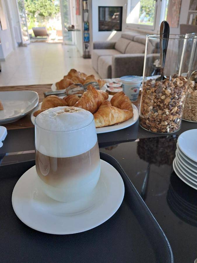 Maison d’hôte pour 4 personnes, avec piscine ainsi que jardin et jacuzzi à Ancône - 4