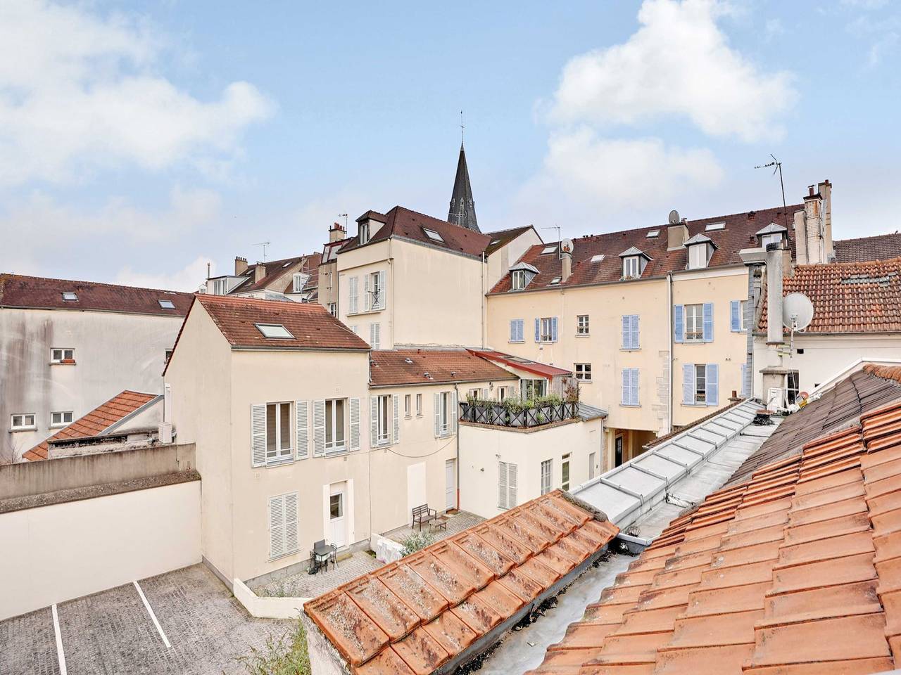 Appartement entier, Modern Studio Moderne - 2P - Rueil-Malmaison in Rueil-Malmaison, Hauts-de-Seine