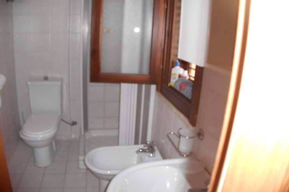Apartamento entero, Apartamento con terraza panoramica in Letojanni, Provincia de Messina