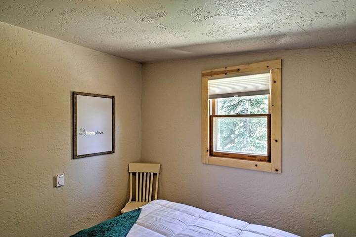 Vacation rental for 5 people, with balcony/terrace and hot tub in Black Hills