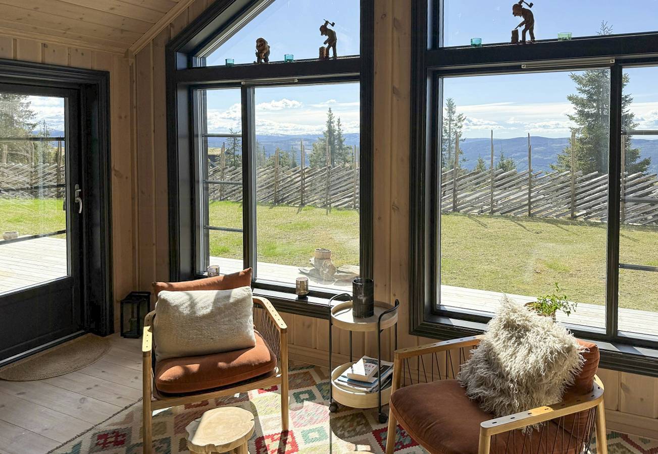 Familiehytte med fjellpanorama ved Øyer in Øyer 